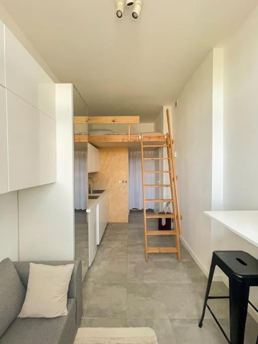 Small Studio With Entresol Bydgoszcz Exterior photo